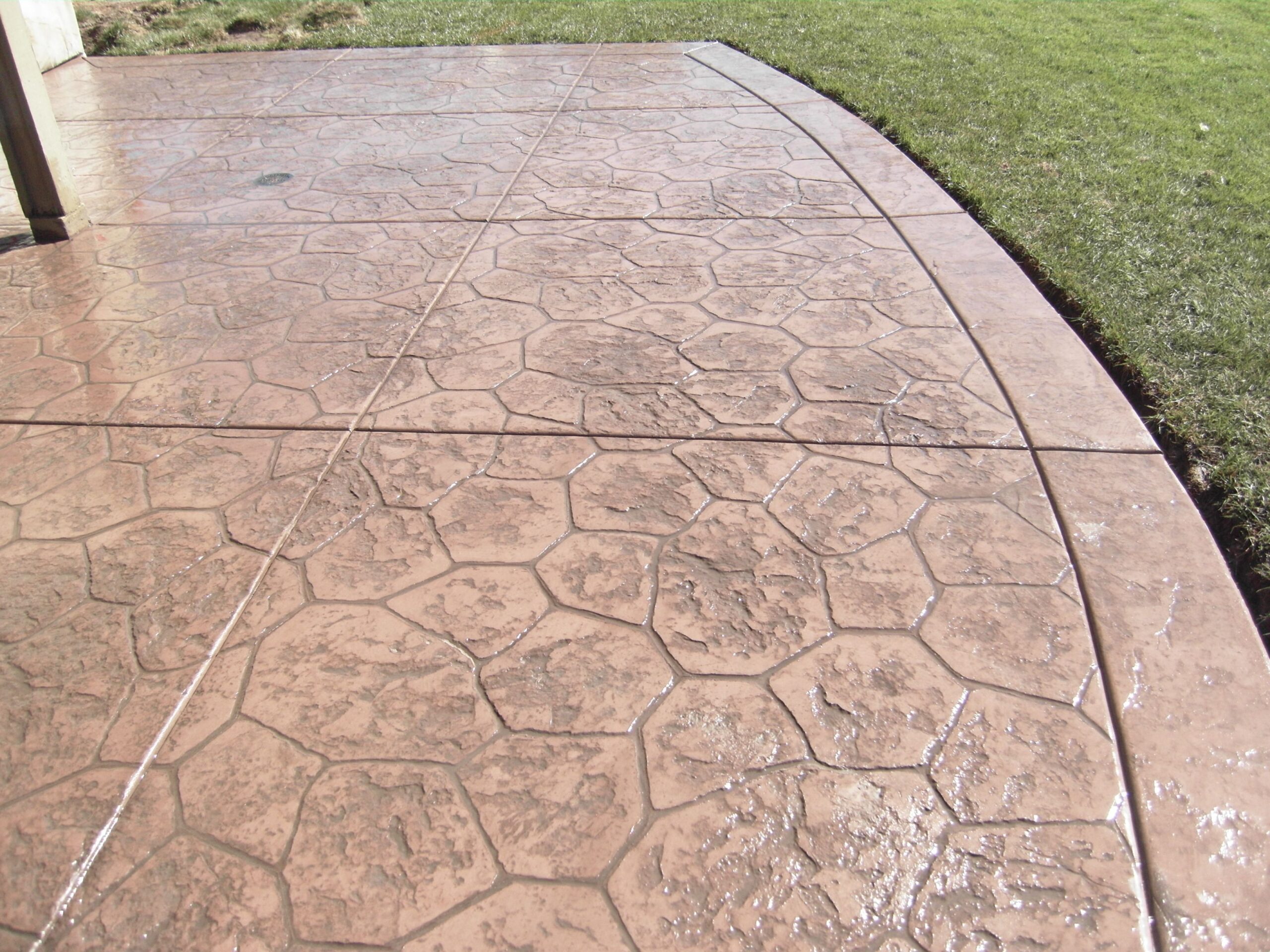 7-best-stamped-concrete-patterns-for-modern-outdoor-spaces-2025