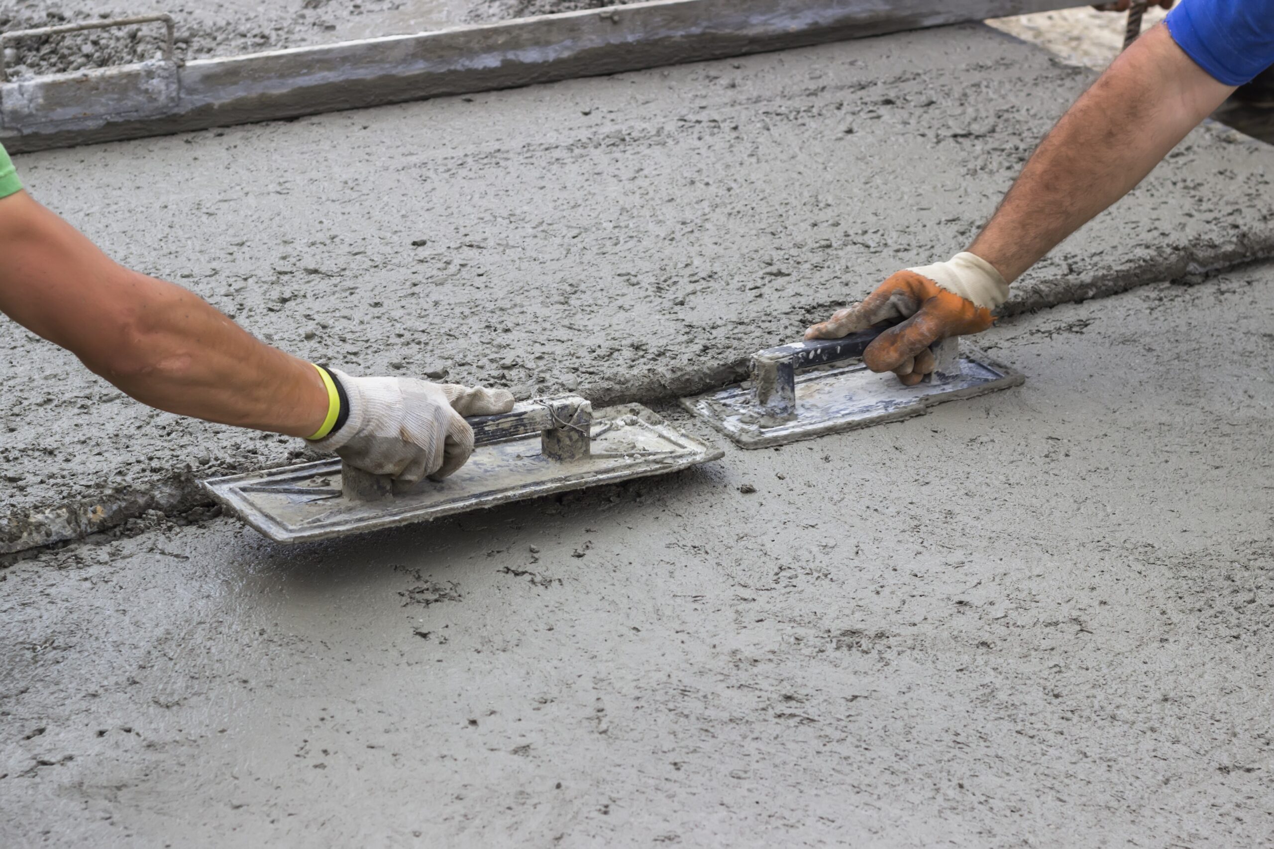 Why Hiring Local Flooring Experts in Saudi Arabia is a Smart Choice